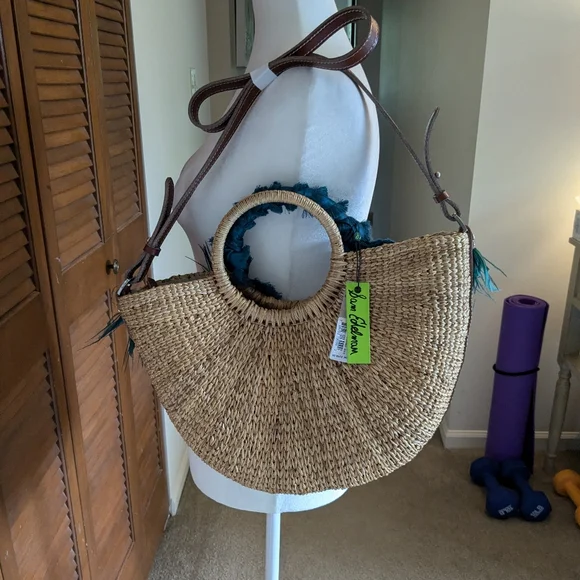 NWT! Sam Edelman Eliya Emerald Feather Straw Bag - Picture 4 of 7